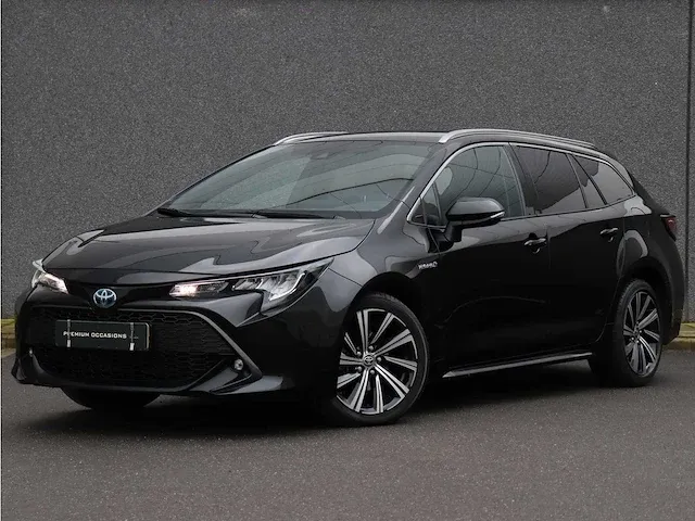 Toyota corolla touring sports 1.8 hybrid dynamic | l-549-kt - afbeelding 1 van  40
