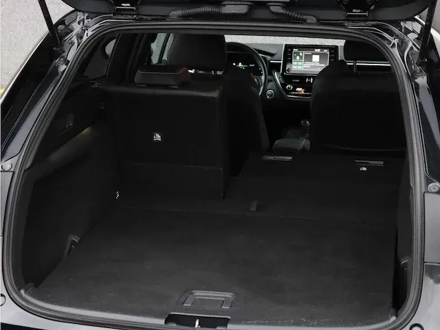 Toyota corolla touring sports 1.8 hybrid dynamic | l-549-kt - afbeelding 20 van  40