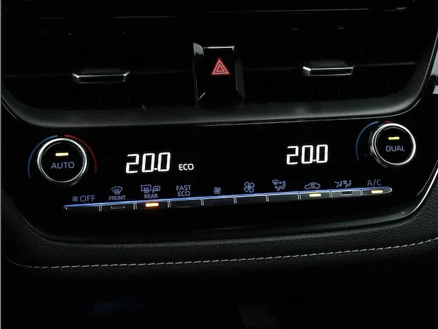 Toyota corolla touring sports 1.8 hybrid dynamic | l-549-kt - afbeelding 28 van  40