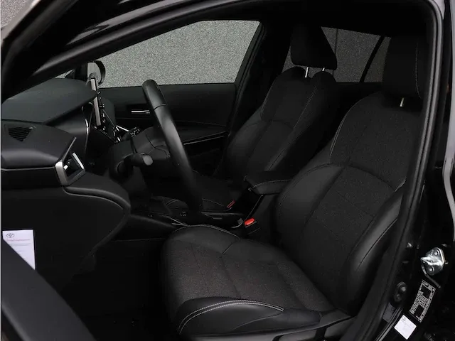 Toyota corolla touring sports 1.8 hybrid dynamic | l-549-kt - afbeelding 34 van  40