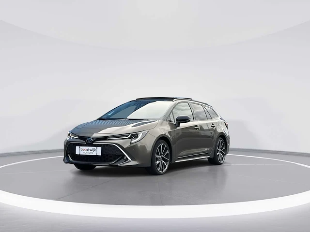Toyota corolla touring sports 2.0 hybrid executive car 2023 | 00-31-81 - afbeelding 25 van  30