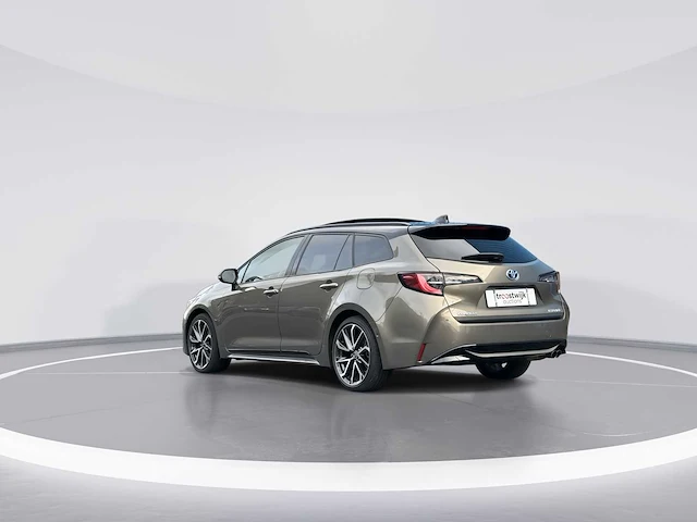 Toyota corolla touring sports 2.0 hybrid executive car 2023 | 00-31-81 - afbeelding 27 van  30
