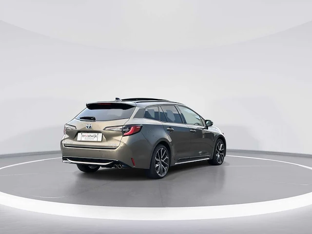 Toyota corolla touring sports 2.0 hybrid executive car 2023 | 00-31-81 - afbeelding 29 van  30