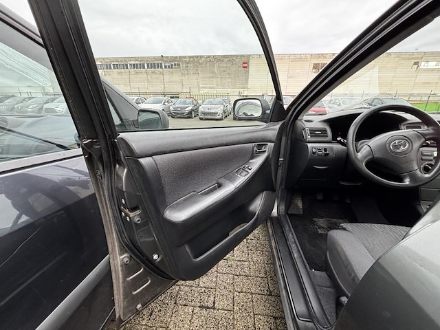 Toyota corrola, 2003 - afbeelding 25 van  28