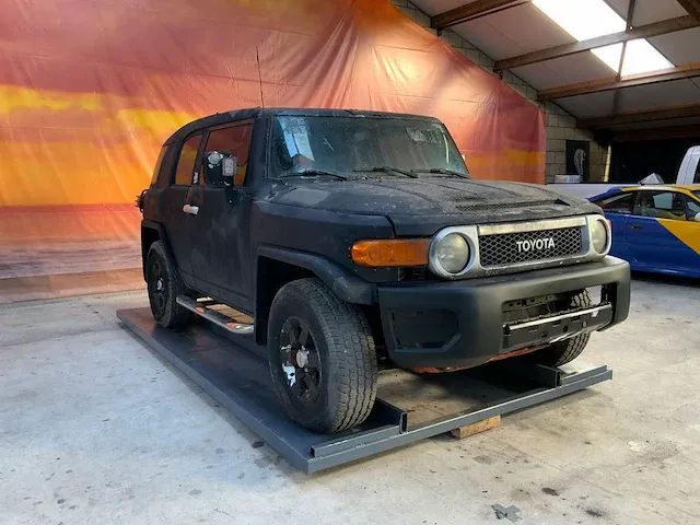 Toyota fj cruiser 2008 - afbeelding 34 van  37