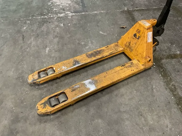 Toyota hand hydraulische palletwagen - afbeelding 4 van  6