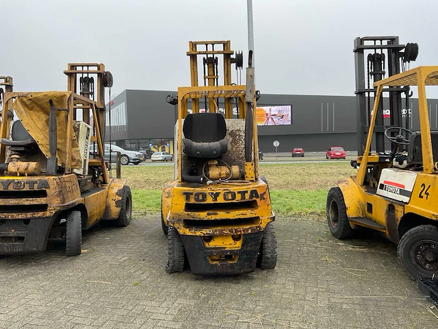 Toyota heftruck - afbeelding 13 van  17