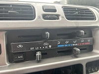 Toyota hiace 2.5 d-4d kwb comfort | van | 75-vlf-8 - afbeelding 14 van  19
