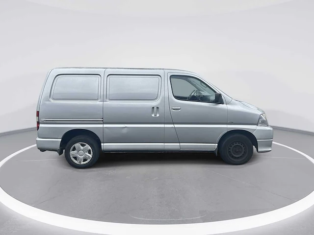 Toyota hiace 2.5 d-4d kwb comfort | van | 75-vlf-8 - afbeelding 8 van  19