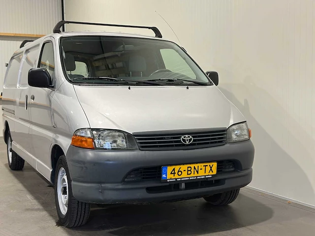 Toyota hiace 2.5 d4-d 90 lwb base 163000km 46-bn-tx - afbeelding 2 van  19