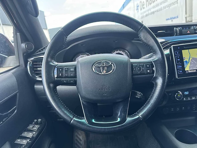 Toyota hilux 2.4 d-4d-f dc executive van | v-288-xl i - afbeelding 6 van  29
