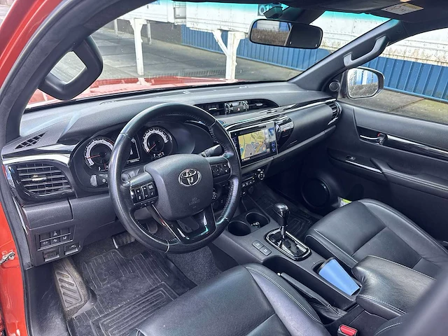 Toyota hilux 2.4 d-4d-f dc executive van | v-288-xl i - afbeelding 22 van  29