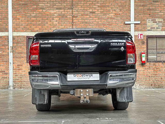 Toyota hilux 2.4 d-4d-f xc prof. 150pk 2018, v-343-nj - afbeelding 5 van  41