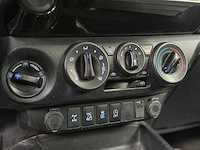 Toyota hilux 2.4 d-4d-f xc prof. 150pk 2018, v-343-nj - afbeelding 19 van  41