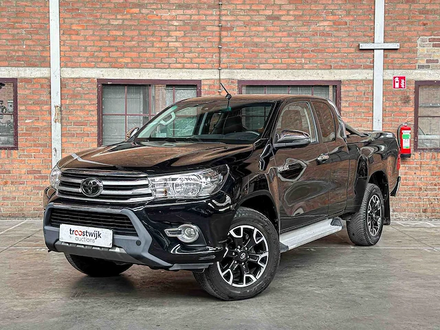 Toyota hilux 2.4 d-4d-f xc prof. 150pk 2018, v-343-nj - afbeelding 12 van  41