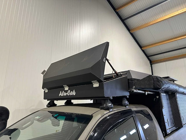 Toyota hilux 2.8 d-4d xc proprem 4x4 offroad camper 26.000 km vxl-51-v - afbeelding 26 van  43