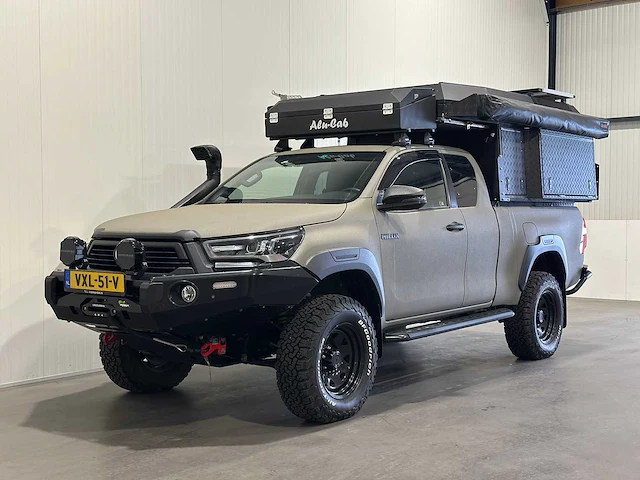 Toyota hilux 2.8 d-4d xc proprem 4x4 offroad camper 26.000 km vxl-51-v - afbeelding 2 van  43