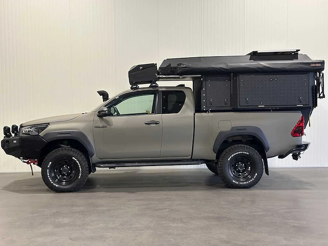 Toyota hilux 2.8 d-4d xc proprem 4x4 offroad camper 26.000 km vxl-51-v - afbeelding 4 van  43
