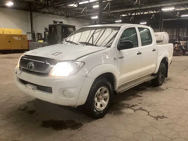 Toyota hilux personenauto - afbeelding 1 van  15