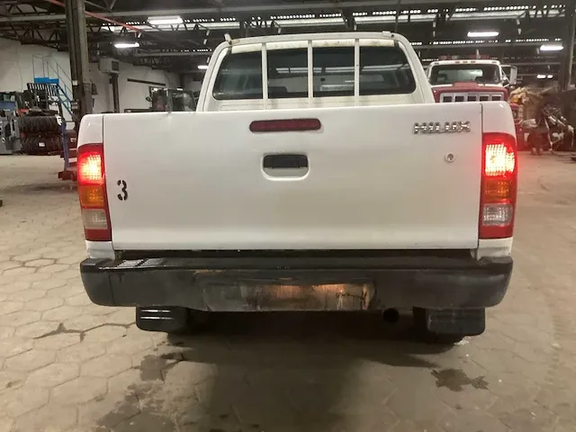 Toyota hilux personenauto - afbeelding 12 van  15