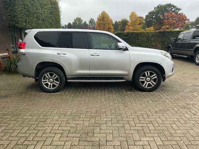 Toyota land cruiser 150 3.0 d-4d aut 5drs srwv - afbeelding 13 van  18