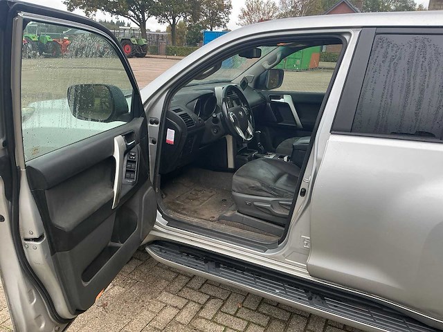 Toyota land cruiser 150 3.0 d-4d aut 5drs srwv - afbeelding 17 van  18