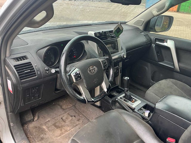 Toyota land cruiser 150 3.0 d-4d aut 5drs srwv - afbeelding 18 van  18