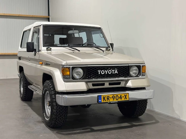 Toyota land cruiser 2.4 td softtop kr-904-x youngtimer - afbeelding 2 van  17