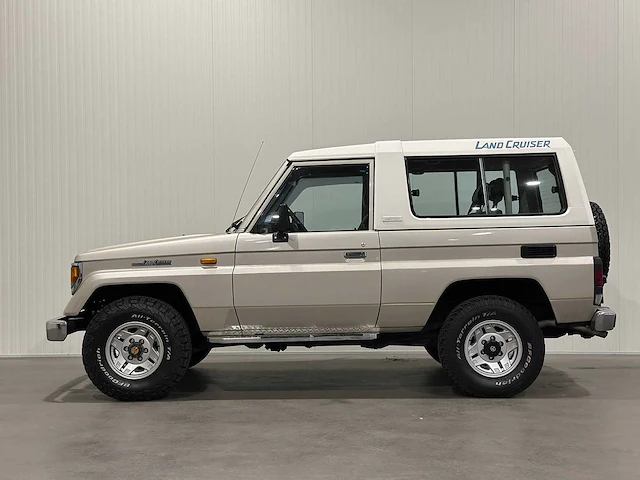 Toyota land cruiser 2.4 td softtop kr-904-x youngtimer - afbeelding 10 van  17