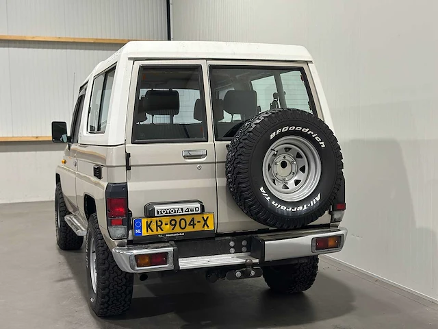 Toyota land cruiser 2.4 td softtop kr-904-x youngtimer - afbeelding 12 van  17