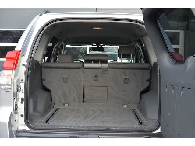 Toyota land cruiser 3.0 d-4d vx | 2010 | nl registratie | zb-322-j | - afbeelding 7 van  39