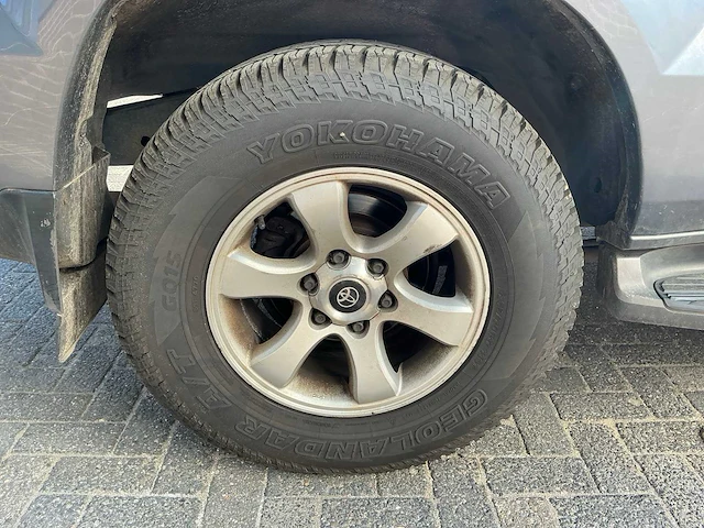 Toyota land cruiser d-4d personenauto - afbeelding 4 van  34