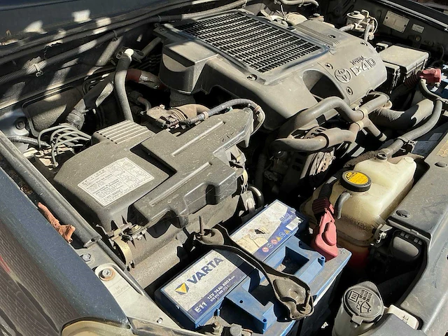 Toyota land cruiser d-4d personenauto - afbeelding 21 van  34