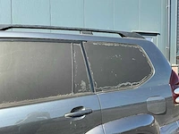 Toyota land cruiser d-4d personenauto - afbeelding 25 van  34
