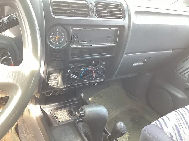 Toyota land cruiser personenauto - afbeelding 2 van  15