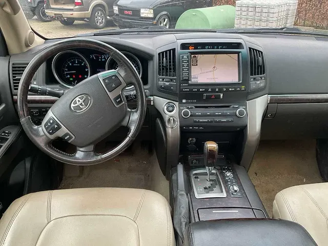 Toyota land cruiser v8 jeep 4x4 - afbeelding 13 van  28