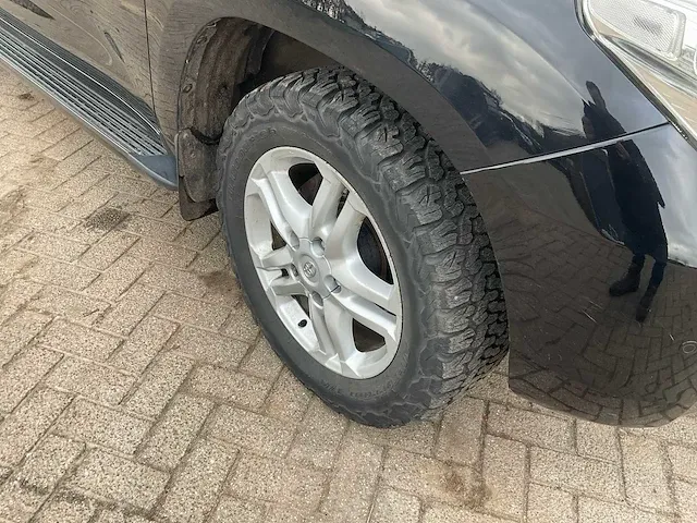 Toyota land cruiser v8 jeep 4x4 - afbeelding 17 van  28
