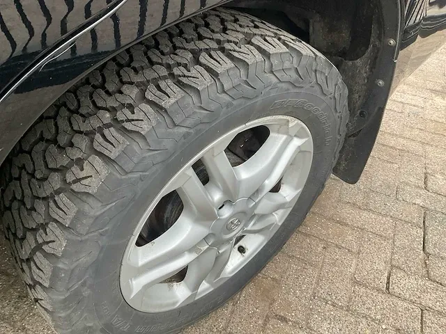 Toyota land cruiser v8 jeep 4x4 - afbeelding 19 van  28