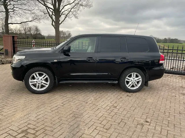 Toyota land cruiser v8 jeep 4x4 - afbeelding 24 van  28