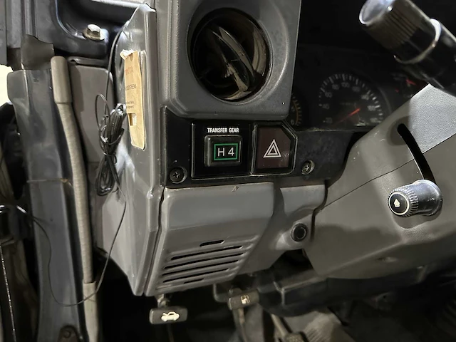 Toyota landcr. h.duty 4.2 lx blind van frp 131pk 1992, vp-75-zn bedrijfswagen - afbeelding 13 van  32