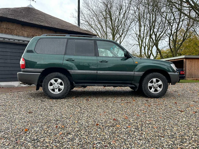 Toyota landcruiser 100 bedrijfswagen - afbeelding 3 van  9
