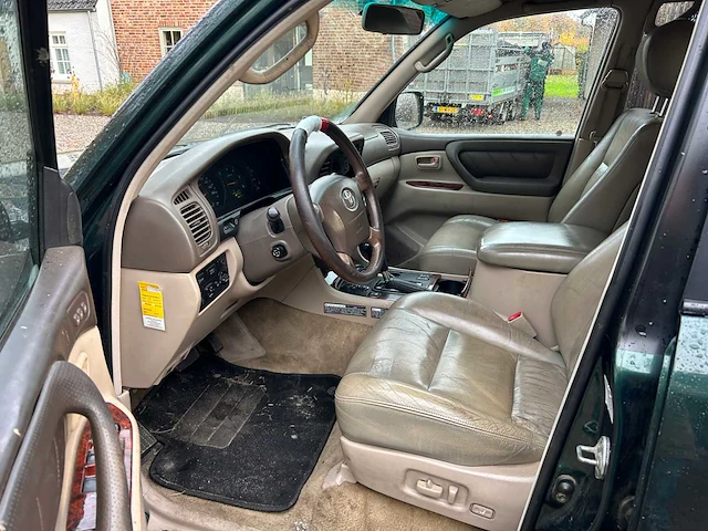 Toyota landcruiser 100 bedrijfswagen - afbeelding 6 van  9