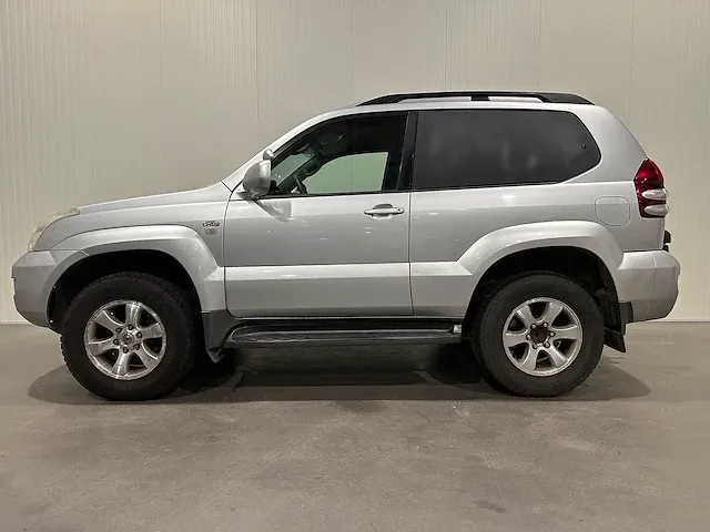 Toyota landcruiser 3.0 d-4d vx hr bl.v. 91-bk-xj - afbeelding 1 van  22