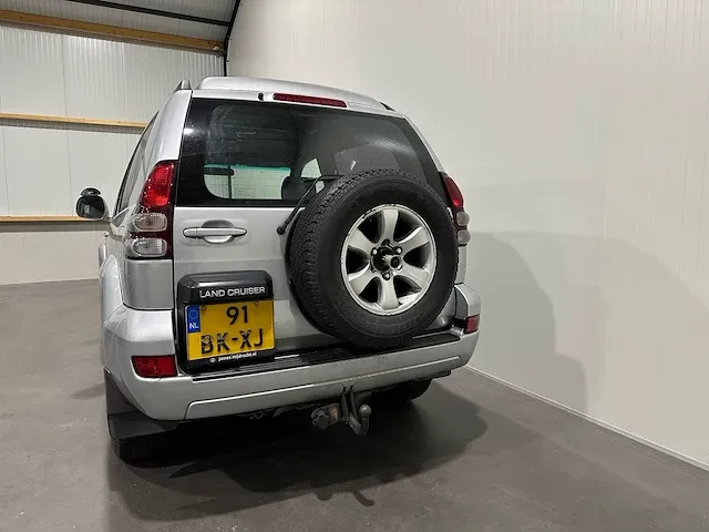Toyota landcruiser 3.0 d-4d vx hr bl.v. 91-bk-xj - afbeelding 17 van  22