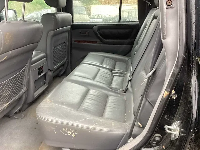 Toyota landcruiser personenauto - afbeelding 3 van  15