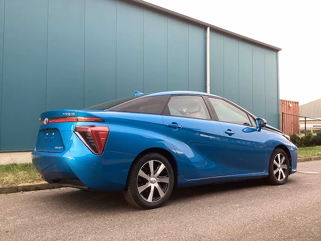 Toyota mirai jpd10 waterstof personenauto - afbeelding 21 van  25