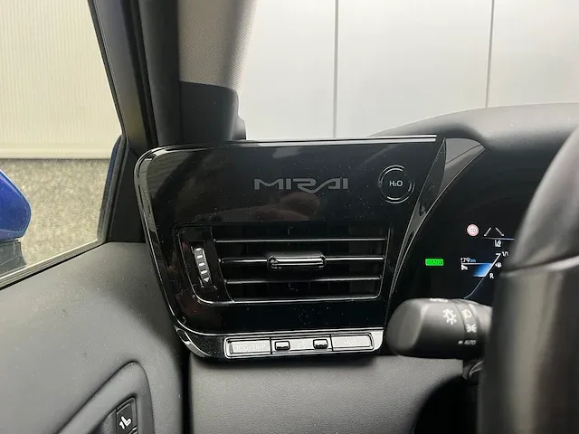 Toyota mirai prestige -waterstof- 182pk 2021, l-798-bj - afbeelding 24 van  59