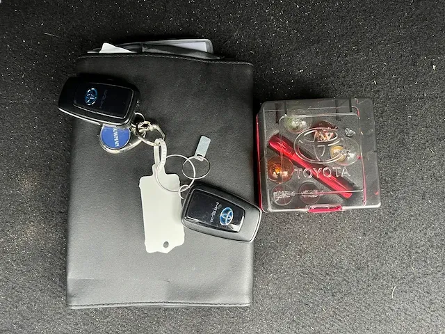 Toyota mirai prestige -waterstof- 182pk 2021, l-798-bj - afbeelding 50 van  59