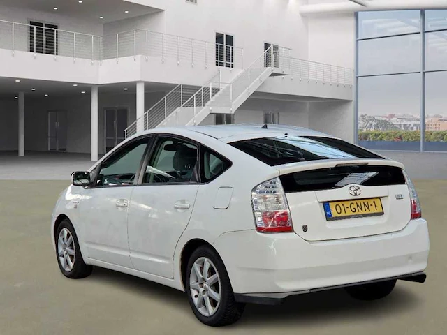 Toyota prius 1.5 vvt-i comfort , 01-gnn-1 - afbeelding 8 van  13