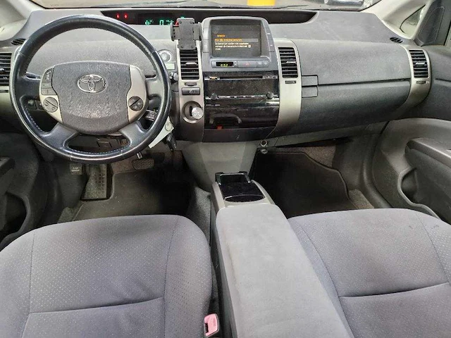 Toyota prius 1.5 vvt-i comfort , 01-gnn-1 - afbeelding 11 van  13